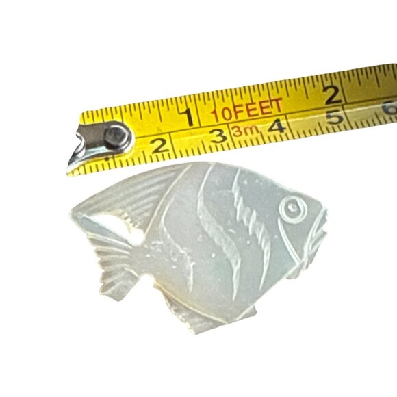 Hand-Carved Fish-Shaped Brooch Natural Stone Lightweight Pin Sea-Inspired Jewelr - Picture 2 of 6